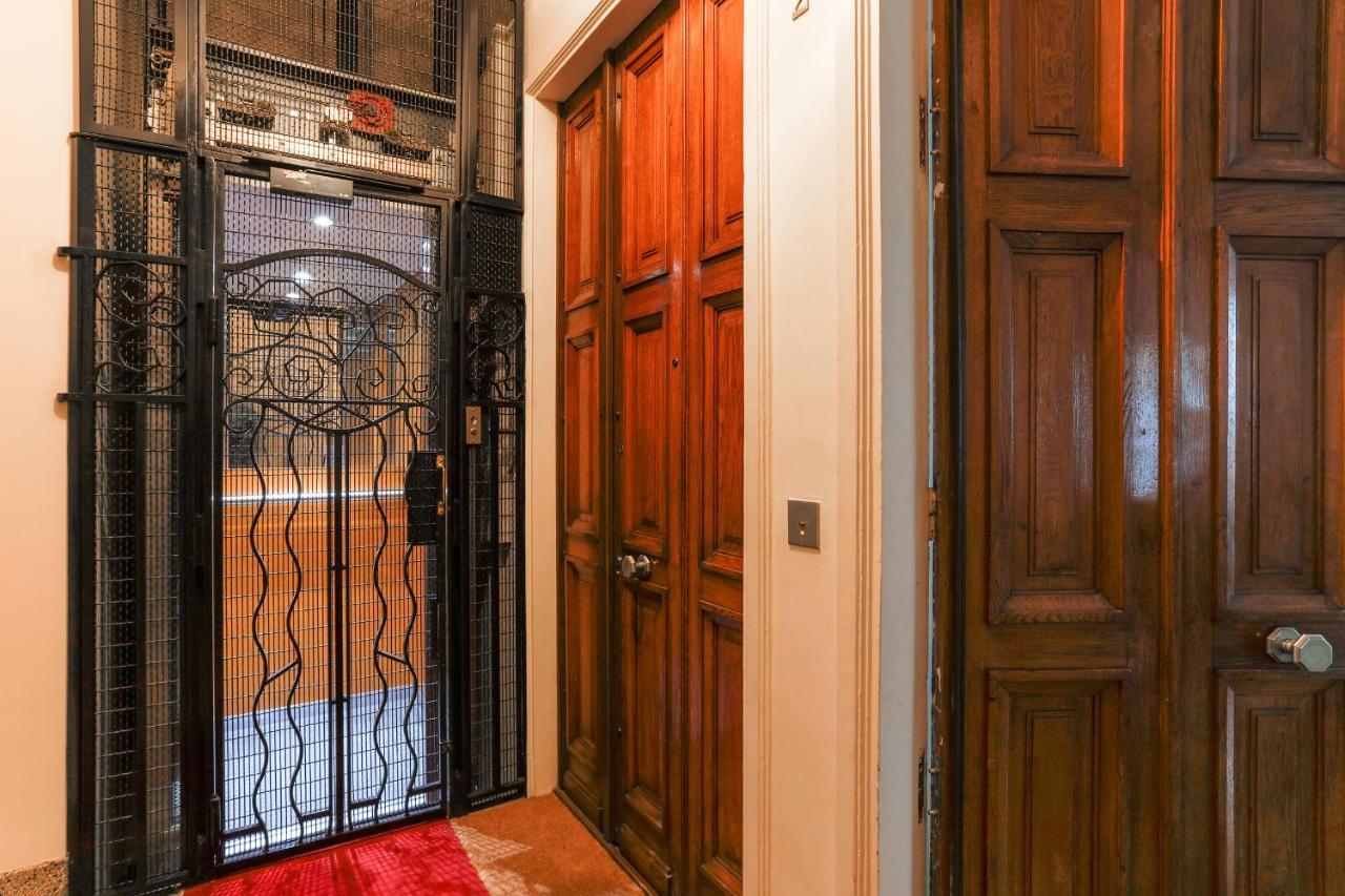 Appartement Place Du Trocadero Paris Luaran gambar