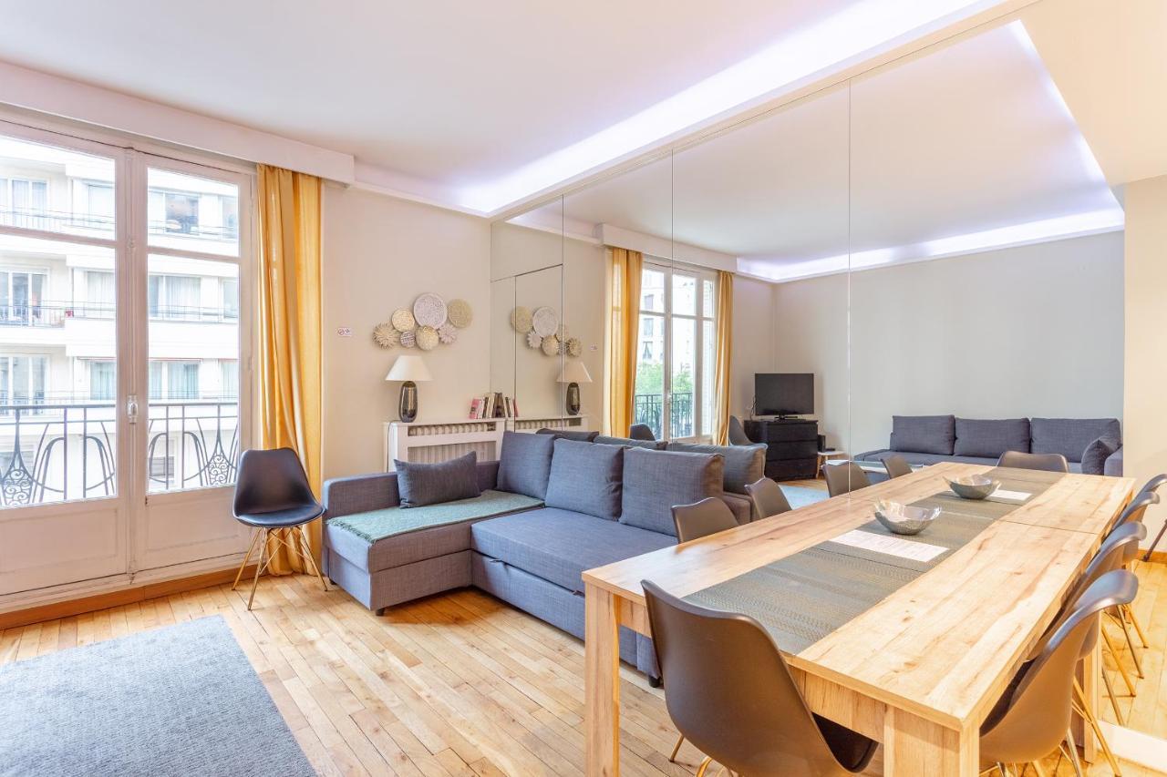 Appartement Place Du Trocadero Paris Luaran gambar